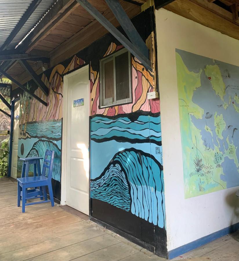 Surf Camp Hotel Bocas del Toro Buitenkant foto