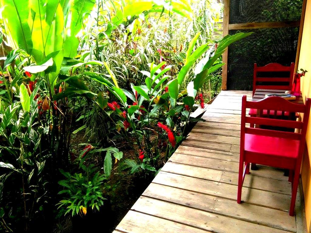Surf Camp Hotel Bocas del Toro Buitenkant foto