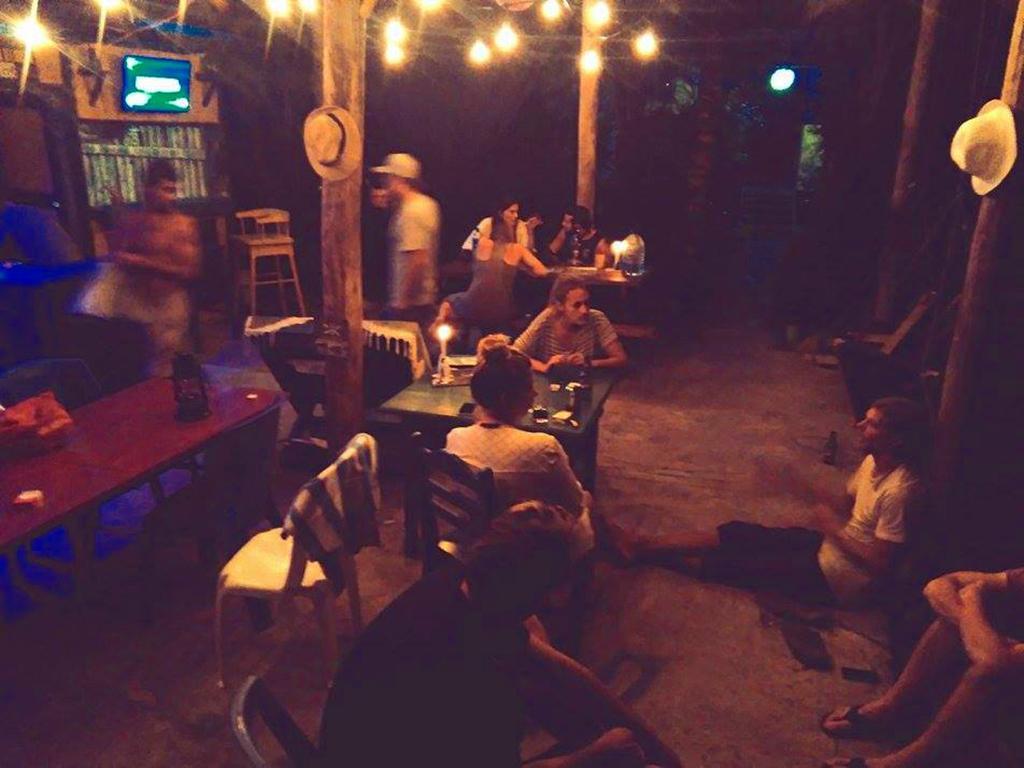 Surf Camp Hotel Bocas del Toro Buitenkant foto
