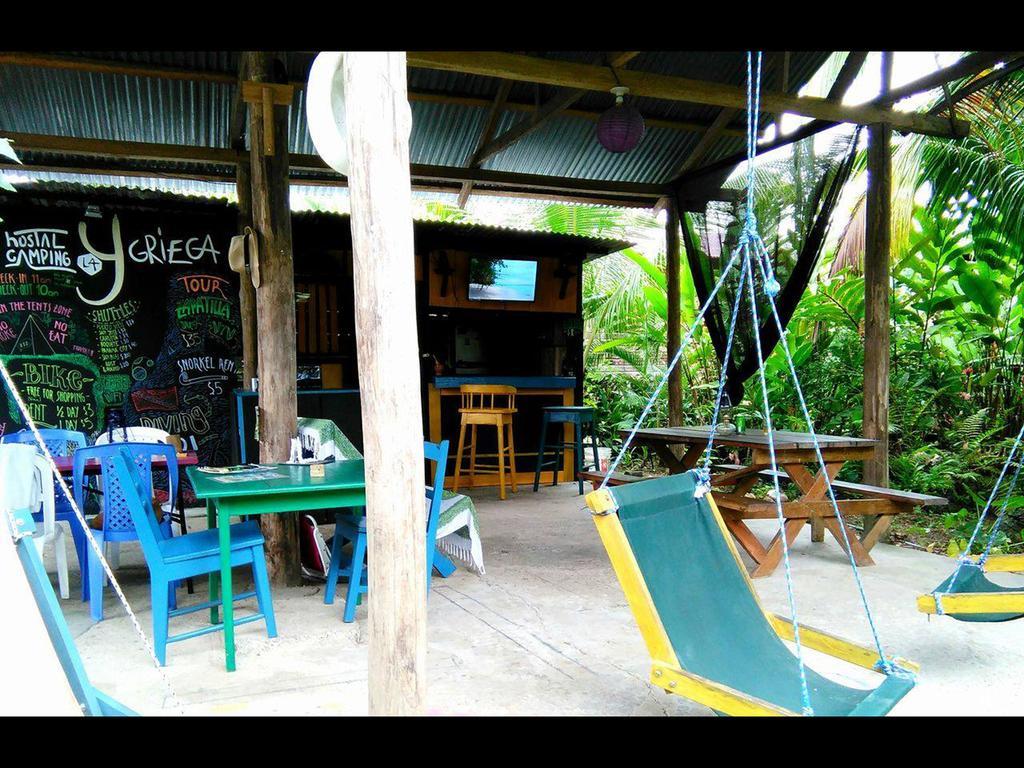 Surf Camp Hotel Bocas del Toro Buitenkant foto
